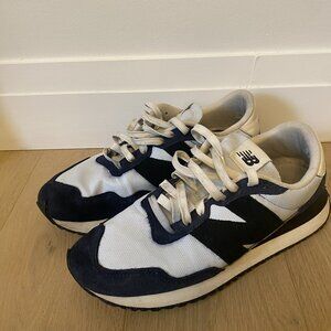 New Balance Men's Shoes - Size 11